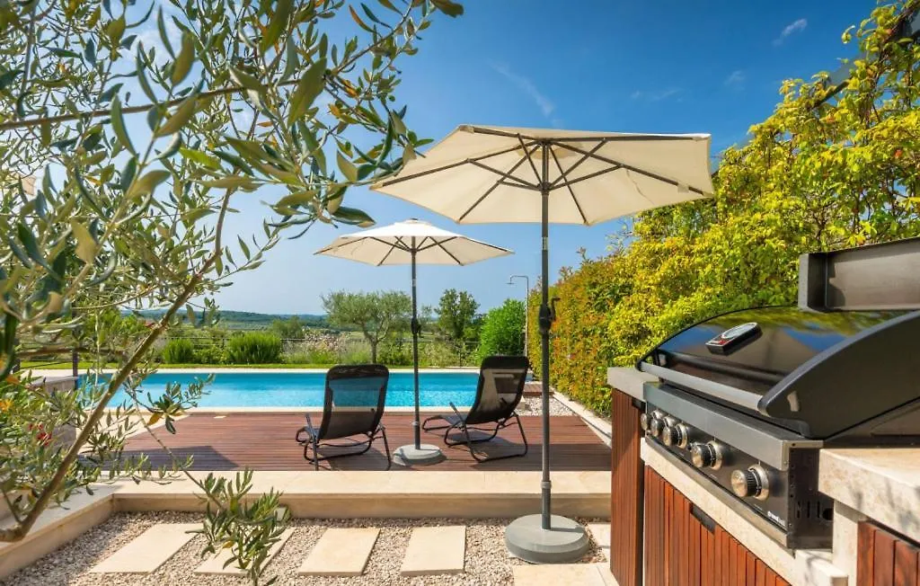 Beautiful Villa Regina With View In Visnjan Markovac