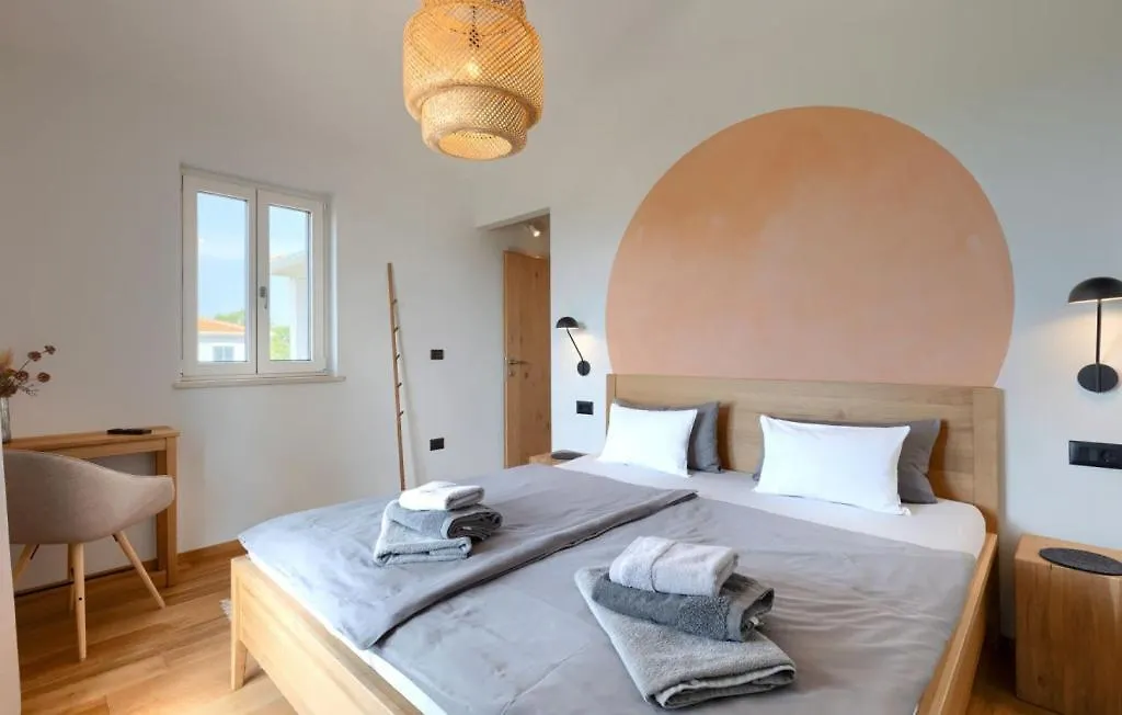 Beautiful Villa Regina With View In Visnjan Markovac