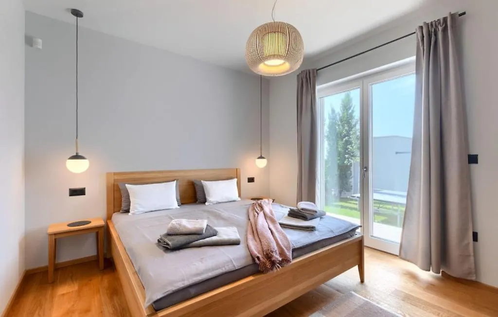 Beautiful Villa Regina With View In Visnjan Markovac Chorwacja