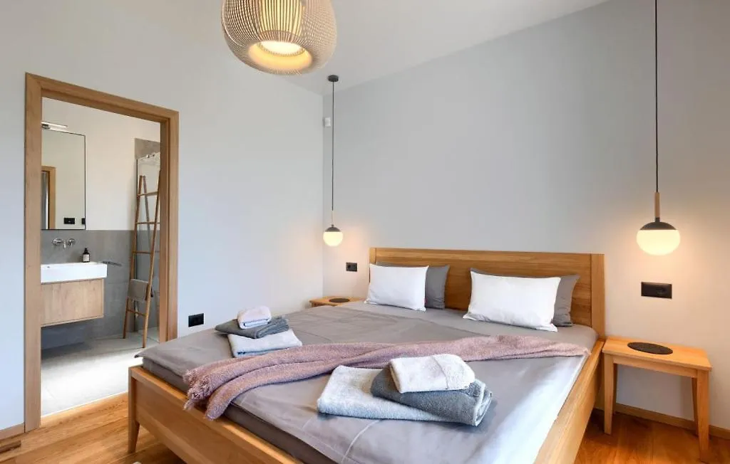 Beautiful Villa Regina With View In Visnjan Markovac