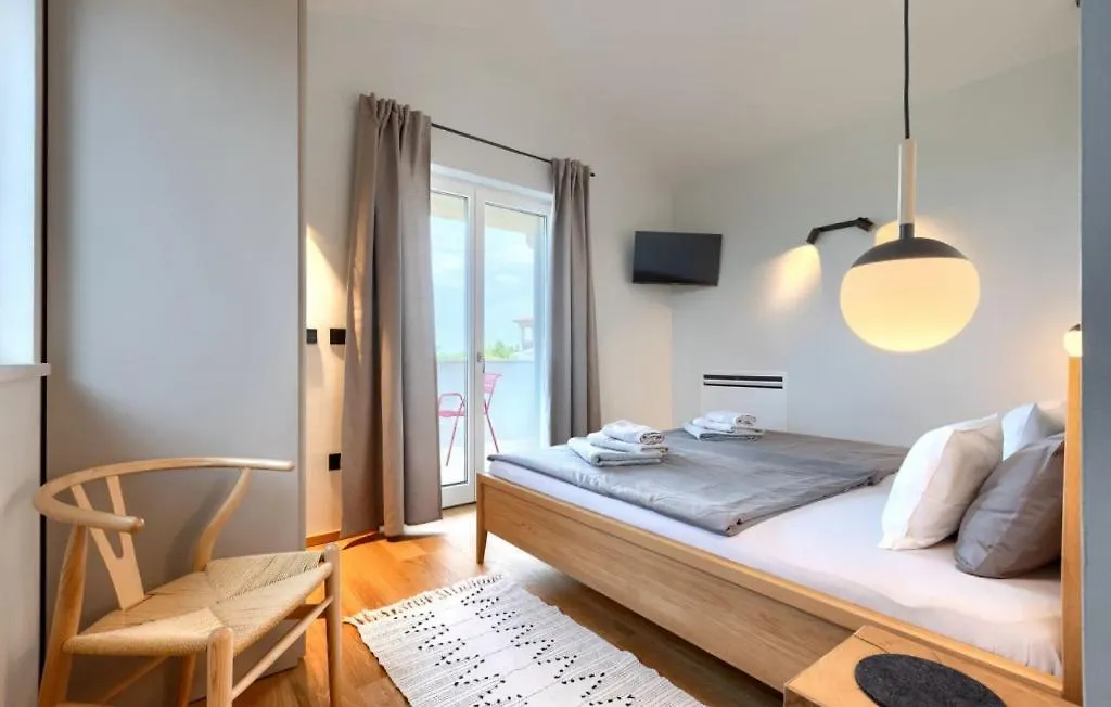 Beautiful Villa Regina With View In Visnjan Markovac