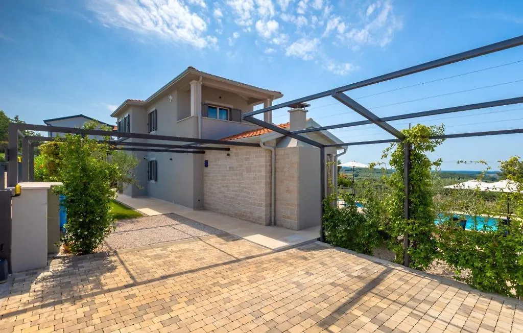 Beautiful Villa Regina With View In Visnjan Markovac Chorwacja